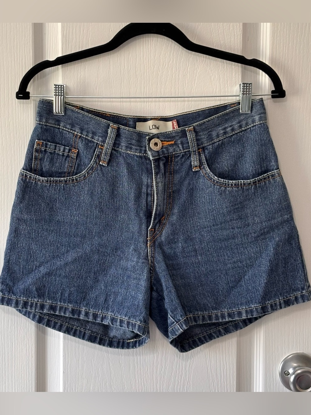 Vintage Y2K Levi’s Denim Shorts